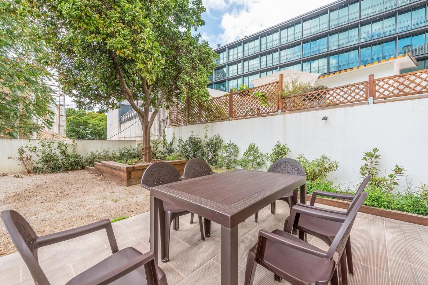 Guestready - Saldanha Building Garden Apartment Lisbon Luaran gambar