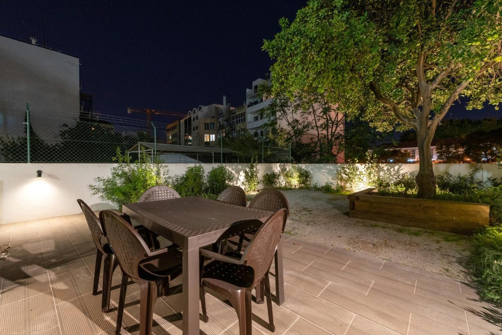 Guestready - Saldanha Building Garden Apartment Lisbon Luaran gambar